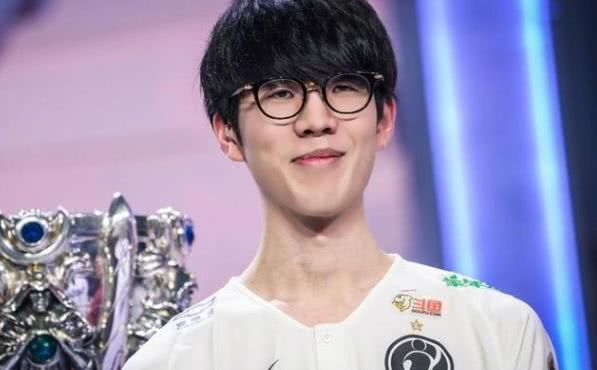 新教練的入 新教練的入