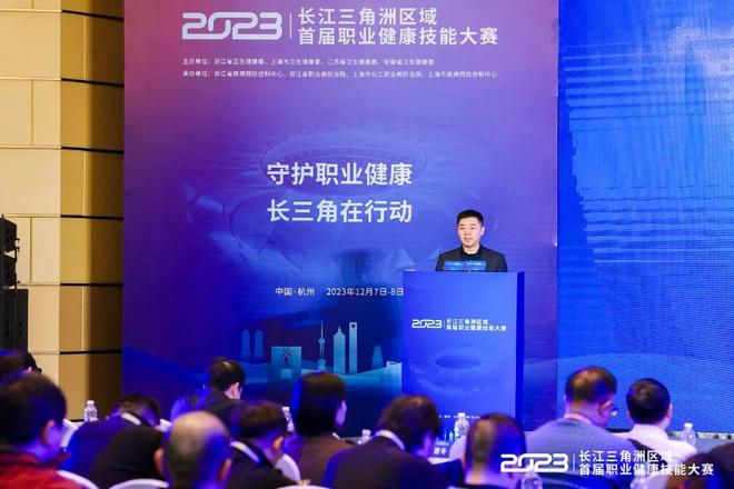 根据数据分 根据数据分