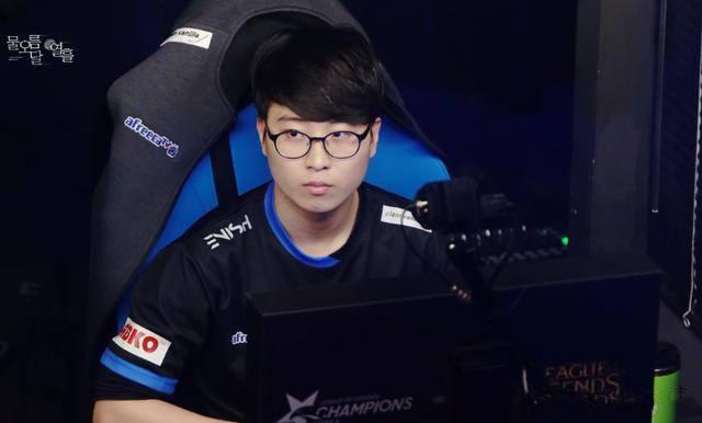 在加盟巴萨 在加盟巴萨